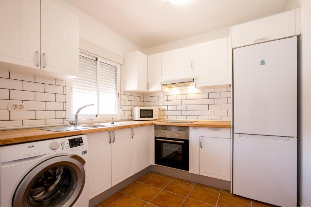 2 Bedroom Apartments Los Cristianos Beach Tenerife Tamaragua Arona  Exterior foto